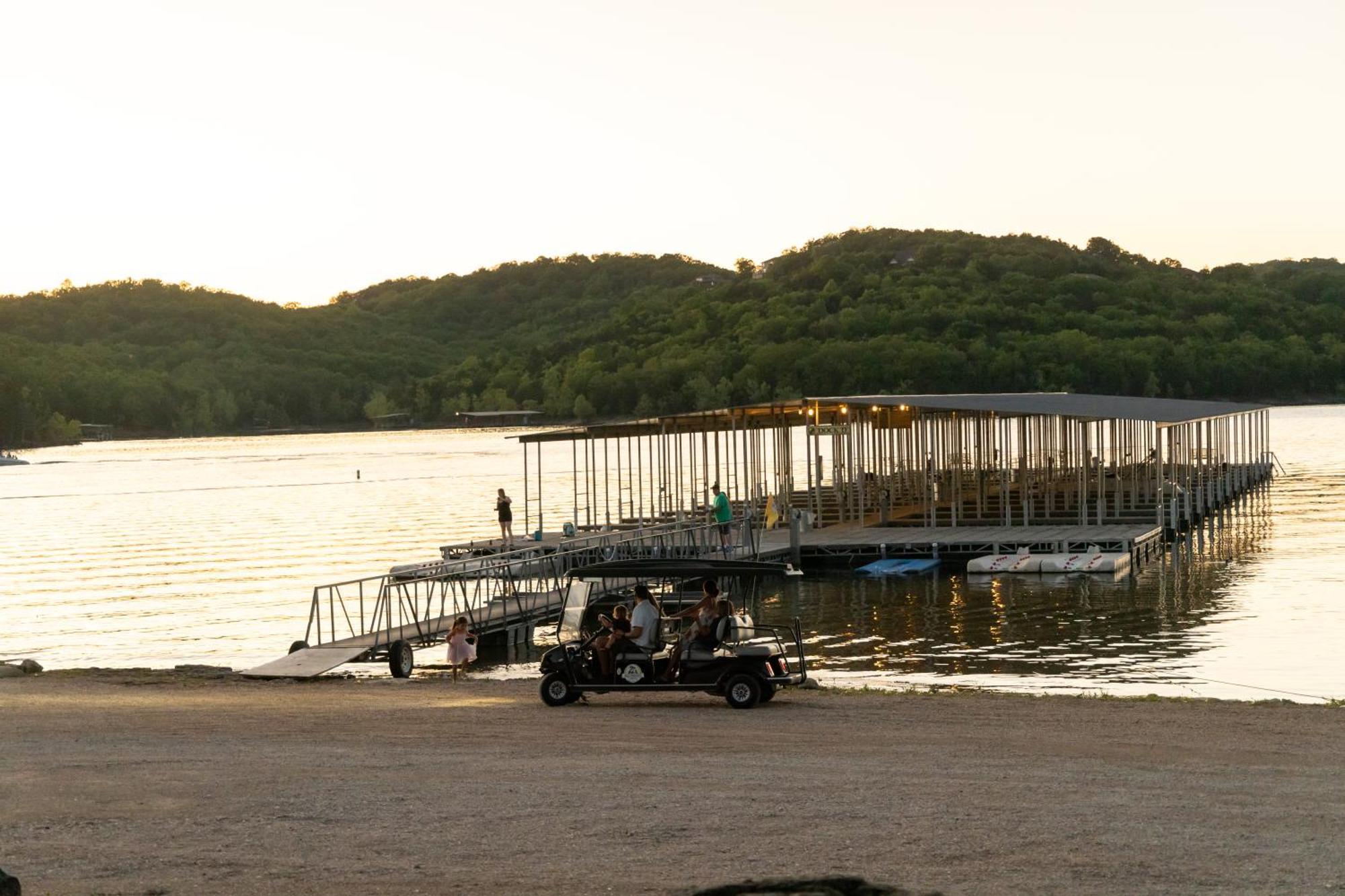 Still Waters Resort Indian Point Luaran gambar